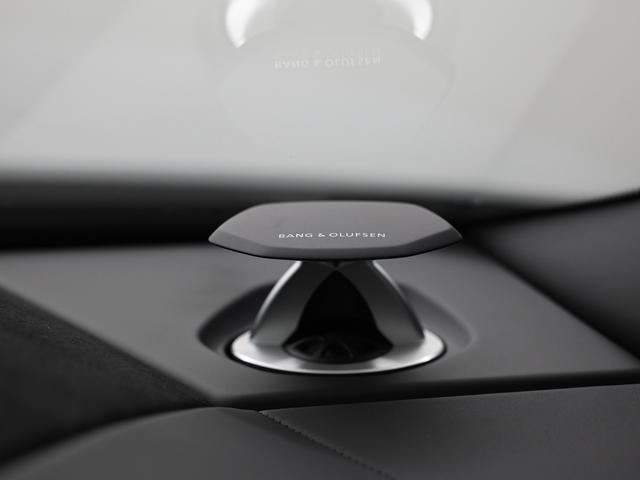ウルス ペルフォルマンテ　Ｌａｍｂｏｒｇｈｉｎｉ認定中古車　メーカー保証付　ロードアシスタンス　Ｓｅｌｅｚｉｏｎｅ　Ｌａｍｂｏｒｇｈｉｎｉ　Ｃｅｒｔｉｆｉｅｄ　Ｐｒｅ－Ｏｗｎｅｄ（22枚目）