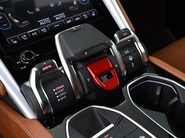 ウルス Ｓ　Ｌａｍｂｏｒｇｈｉｎｉ認定中古車　メーカー保証付　ロードアシスタンス　Ｓｅｌｅｚｉｏｎｅ　Ｌａｍｂｏｒｇｈｉｎｉ　Ｃｅｒｔｉｆｉｅｄ　Ｐｒｅ－Ｏｗｎｅｄ（22枚目）