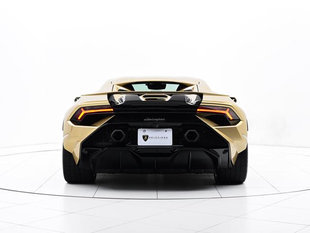 ウラカン テクニカ　（ＬＤＦ）　Ｌａｍｂｏｒｇｈｉｎｉ認定中古車　メーカー保証付　ロードアシスタンス　Ｓｅｌｅｚｉｏｎｅ　Ｌａｍｂｏｒｇｈｉｎｉ　Ｃｅｒｔｉｆｉｅｄ　Ｐｒｅ－Ｏｗｎｅｄ（8枚目）
