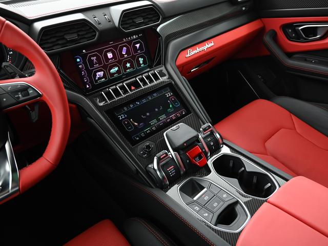 ウルス 　Ｌａｍｂｏｒｇｈｉｎｉ認定中古車　メーカー保証付　ロードアシスタンス　Ｓｅｌｅｚｉｏｎｅ　Ｌａｍｂｏｒｇｈｉｎｉ　Ｃｅｒｔｉｆｉｅｄ　Ｐｒｅ－Ｏｗｎｅｄ（22枚目）