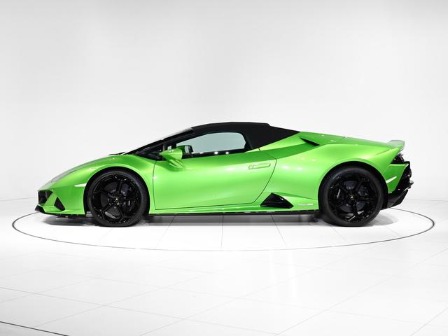 ウラカン ＥＶＯスパイダー　Ｌａｍｂｏｒｇｈｉｎｉ認定中古車　メーカー保証付　ロードアシスタンス　Ｓｅｌｅｚｉｏｎｅ　Ｌａｍｂｏｒｇｈｉｎｉ　Ｃｅｒｔｉｆｉｅｄ　Ｐｒｅ－Ｏｗｎｅｄ（6枚目）
