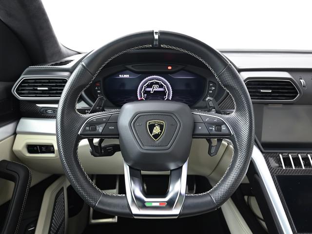 ウルス ４．０　４ＷＤ　Ｂｌｕ　Ａｓｔｒａｅｕｓ　Ｌａｍｂｏｒｇｈｉｎｉ認定中古車　メーカー保証付　ロードアシスタンス　Ｓｅｌｅｚｉｏｎｅ　Ｌａｍｂｏｒｇｈｉｎｉ　Ｃｅｒｔｉｆｉｅｄ　Ｐｒｅ－Ｏｗｎｅｄ（22枚目）