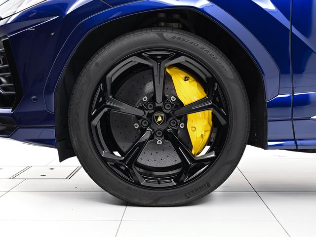ウルス ４．０　４ＷＤ　Ｂｌｕ　Ａｓｔｒａｅｕｓ　Ｌａｍｂｏｒｇｈｉｎｉ認定中古車　メーカー保証付　ロードアシスタンス　Ｓｅｌｅｚｉｏｎｅ　Ｌａｍｂｏｒｇｈｉｎｉ　Ｃｅｒｔｉｆｉｅｄ　Ｐｒｅ－Ｏｗｎｅｄ（33枚目）