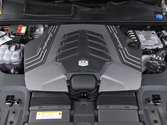 ウルス ペルフォルマンテ　Ｌａｍｂｏｒｇｈｉｎｉ認定中古車　メーカー保証付　ロードアシスタンス　Ｓｅｌｅｚｉｏｎｅ　Ｌａｍｂｏｒｇｈｉｎｉ　Ｃｅｒｔｉｆｉｅｄ　Ｐｒｅ－Ｏｗｎｅｄ（32枚目）