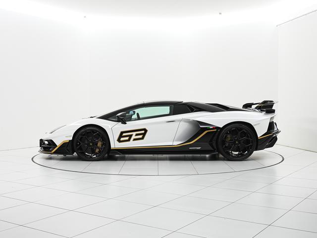 アヴェンタドール ＳＶＪロードスター　［６３仕様］４ＷＤ　Ｌａｍｂｏｒｇｈｉｎｉ認定中古車　メーカー保証付　ロードアシスタンス　Ｓｅｌｅｚｉｏｎｅ　Ｌａｍｂｏｒｇｈｉｎｉ　Ｃｅｒｔｉｆｉｅｄ　Ｐｒｅ－Ｏｗｎｅｄ（7枚目）