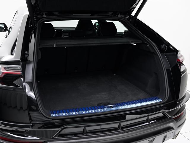 ウルス 　Ｐｅｒｆｏｒｍａｎｔｅ　Ｌａｍｂｏｒｇｈｉｎｉ認定中古車　メーカー保証付　ロードアシスタンス　Ｓｅｌｅｚｉｏｎｅ　Ｌａｍｂｏｒｇｈｉｎｉ　Ｃｅｒｔｉｆｉｅｄ　Ｐｒｅ－Ｏｗｎｅｄ（9枚目）