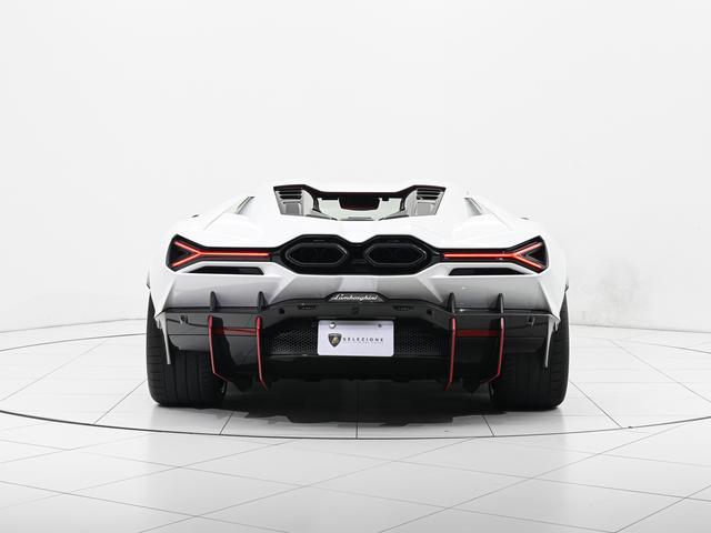 レヴエルト ６．５　４ＷＤ　Ｂｉａｎｃｏ　Ａｓｏｐｏ　Ｌａｍｂｏｒｇｈｉｎｉ認定中古車　メーカー保証付　ロードアシスタンス　Ｓｅｌｅｚｉｏｎｅ　Ｌａｍｂｏｒｇｈｉｎｉ　Ｃｅｒｔｉｆｉｅｄ　Ｐｒｅ－Ｏｗｎｅｄ（8枚目）