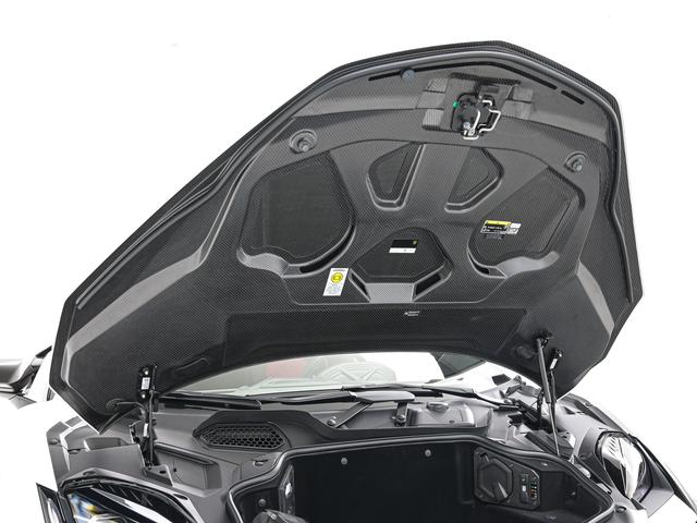 レヴエルト ６．５　４ＷＤ　Ｂｉａｎｃｏ　Ａｓｏｐｏ　Ｌａｍｂｏｒｇｈｉｎｉ認定中古車　メーカー保証付　ロードアシスタンス　Ｓｅｌｅｚｉｏｎｅ　Ｌａｍｂｏｒｇｈｉｎｉ　Ｃｅｒｔｉｆｉｅｄ　Ｐｒｅ－Ｏｗｎｅｄ（10枚目）