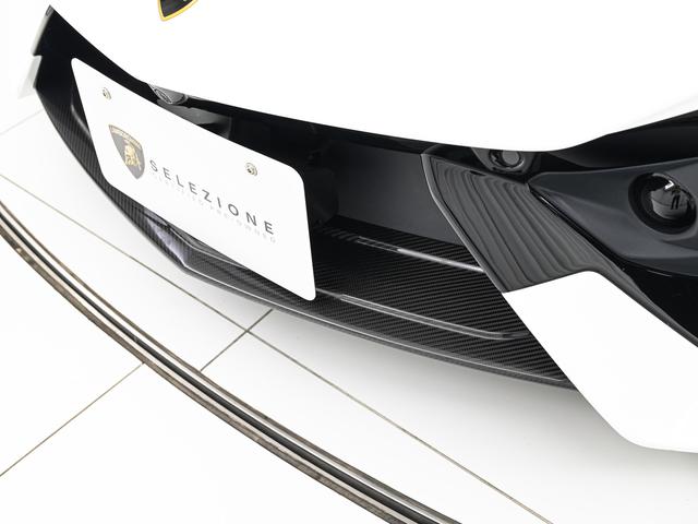 レヴエルト ６．５　４ＷＤ　Ｂｉａｎｃｏ　Ａｓｏｐｏ　Ｌａｍｂｏｒｇｈｉｎｉ認定中古車　メーカー保証付　ロードアシスタンス　Ｓｅｌｅｚｉｏｎｅ　Ｌａｍｂｏｒｇｈｉｎｉ　Ｃｅｒｔｉｆｉｅｄ　Ｐｒｅ－Ｏｗｎｅｄ（32枚目）