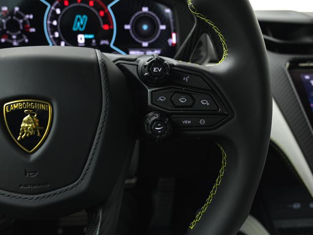 レヴエルト 6.5 4WD Grigio Hati Lamborghini認定中古車 メーカー保証付 ロードアシスタンス Selezione Lamborghini Certified Pre-Owned(20枚目)