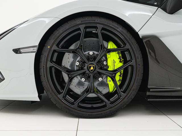 レヴエルト 6.5 4WD Grigio Hati Lamborghini認定中古車 メーカー保証付 ロードアシスタンス Selezione Lamborghini Certified Pre-Owned(26枚目)