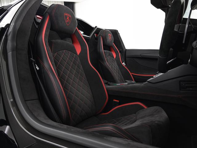 アヴェンタドール Sロードスター Lamborghini認定中古車 メーカー保証付 ロードアシスタンス Selezione Lamborghini Certified Pre-Owned(13枚目)