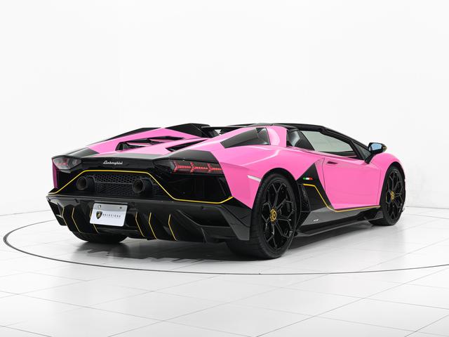 アヴェンタドール LP780-4ウルティメ 4WD Rosa Babi Lamborghini認定中古車 メーカー保証付 ロードアシスタンス Selezione Lamborghini Certified Pre-Owned(10枚目)