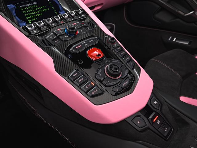 アヴェンタドール LP780-4ウルティメ 4WD Rosa Babi Lamborghini認定中古車 メーカー保証付 ロードアシスタンス Selezione Lamborghini Certified Pre-Owned(25枚目)