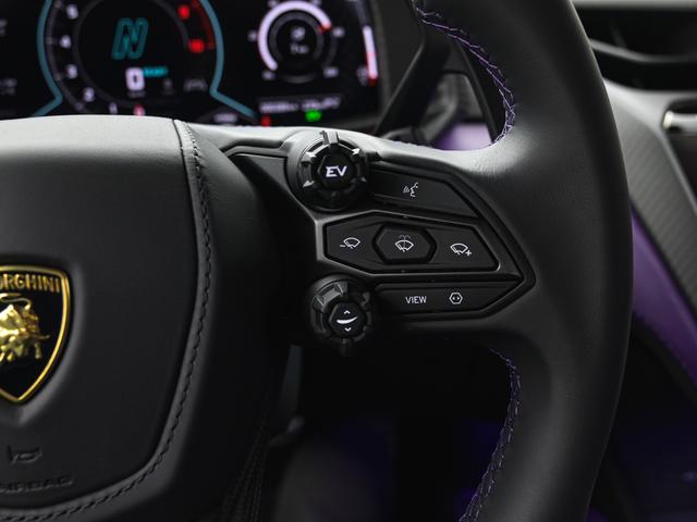 レヴエルト 6.5 4WD Viola Pasifae Lamborghini認定中古車 メーカー保証付 ロードアシスタンス Selezione Lamborghini Certified Pre-Owned(24枚目)