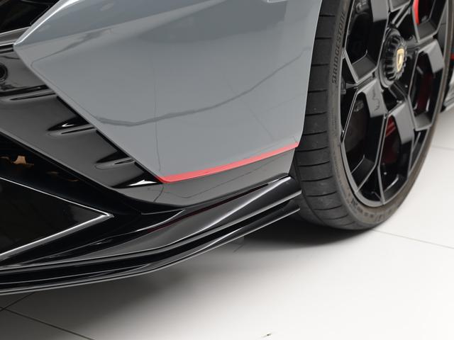 ウラカン テクニカ (LDF) Grigio Telesto Lamborghini認定中古車 メーカー保証付 ロードアシスタンス Selezione Lamborghini Certified Pre-Owned(33枚目)