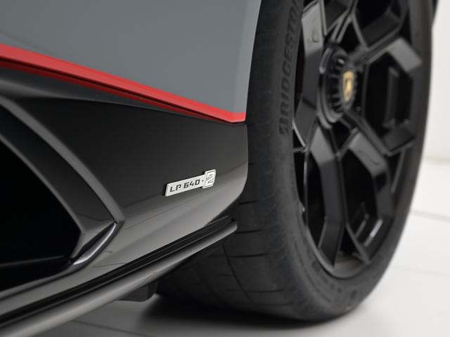 ウラカン テクニカ (LDF) Grigio Telesto Lamborghini認定中古車 メーカー保証付 ロードアシスタンス Selezione Lamborghini Certified Pre-Owned(35枚目)