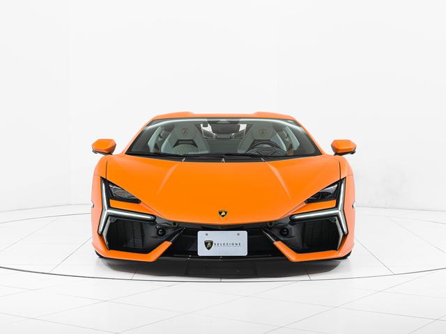 レヴエルト ６．５　４ＷＤ　Ａｒａｎｃｉｏ　Ａｎｔｈａｅｕｓ　Ｌａｍｂｏｒｇｈｉｎｉ認定中古車　メーカー保証付　ロードアシスタンス　Ｓｅｌｅｚｉｏｎｅ　Ｌａｍｂｏｒｇｈｉｎｉ　Ｃｅｒｔｉｆｉｅｄ　Ｐｒｅ－Ｏｗｎｅｄ（3枚目）