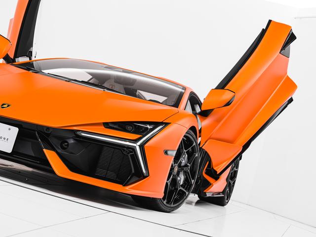 レヴエルト ６．５　４ＷＤ　Ａｒａｎｃｉｏ　Ａｎｔｈａｅｕｓ　Ｌａｍｂｏｒｇｈｉｎｉ認定中古車　メーカー保証付　ロードアシスタンス　Ｓｅｌｅｚｉｏｎｅ　Ｌａｍｂｏｒｇｈｉｎｉ　Ｃｅｒｔｉｆｉｅｄ　Ｐｒｅ－Ｏｗｎｅｄ（34枚目）
