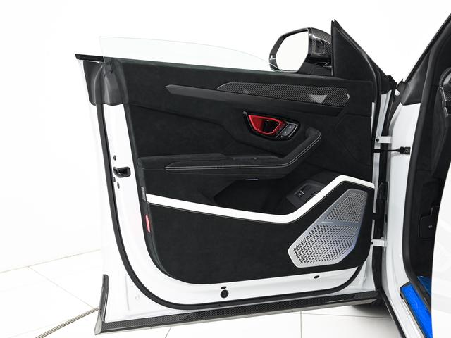 ウルス ペルフォルマンテ Lamborghini認定中古車 メーカー保証付 ロードアシスタンス Selezione Lamborghini Certified Pre-Owned(10枚目)