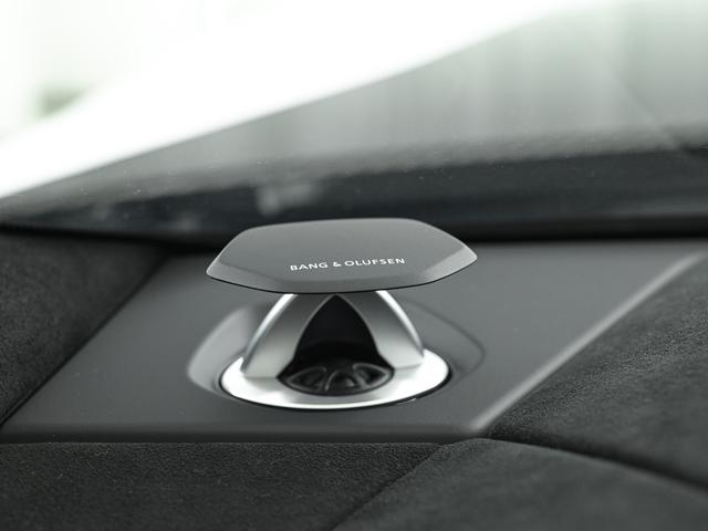 ウルス ペルフォルマンテ Lamborghini認定中古車 メーカー保証付 ロードアシスタンス Selezione Lamborghini Certified Pre-Owned(12枚目)