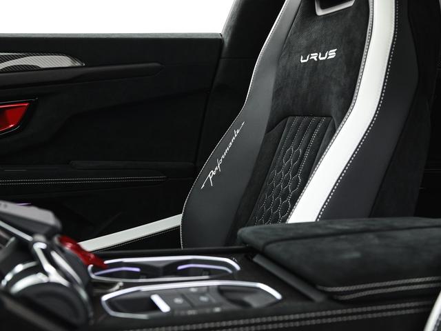 ウルス ペルフォルマンテ Lamborghini認定中古車 メーカー保証付 ロードアシスタンス Selezione Lamborghini Certified Pre-Owned(15枚目)