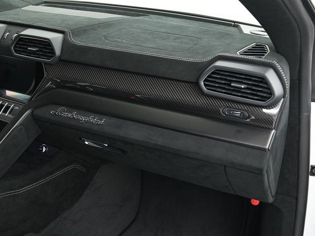 ウルス ペルフォルマンテ Lamborghini認定中古車 メーカー保証付 ロードアシスタンス Selezione Lamborghini Certified Pre-Owned(17枚目)