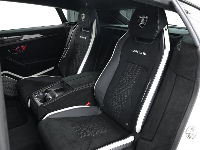 ウルス ペルフォルマンテ Lamborghini認定中古車 メーカー保証付 ロードアシスタンス Selezione Lamborghini Certified Pre-Owned(18枚目)