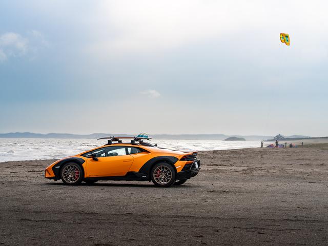 ウラカン 　Ｓｔｅｒｒａｔｏ　Ｌａｍｂｏｒｇｈｉｎｉ認定中古車　メーカー保証付　ロードアシスタンス　Ｓｅｌｅｚｉｏｎｅ　Ｌａｍｂｏｒｇｈｉｎｉ　Ｃｅｒｔｉｆｉｅｄ　Ｐｒｅ－Ｏｗｎｅｄ（5枚目）