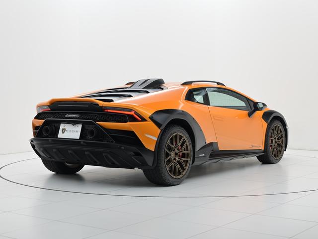 ウラカン 　Ｓｔｅｒｒａｔｏ　Ｌａｍｂｏｒｇｈｉｎｉ認定中古車　メーカー保証付　ロードアシスタンス　Ｓｅｌｅｚｉｏｎｅ　Ｌａｍｂｏｒｇｈｉｎｉ　Ｃｅｒｔｉｆｉｅｄ　Ｐｒｅ－Ｏｗｎｅｄ（12枚目）