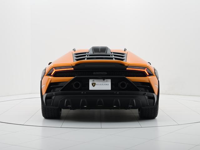 ウラカン 　Ｓｔｅｒｒａｔｏ　Ｌａｍｂｏｒｇｈｉｎｉ認定中古車　メーカー保証付　ロードアシスタンス　Ｓｅｌｅｚｉｏｎｅ　Ｌａｍｂｏｒｇｈｉｎｉ　Ｃｅｒｔｉｆｉｅｄ　Ｐｒｅ－Ｏｗｎｅｄ（13枚目）