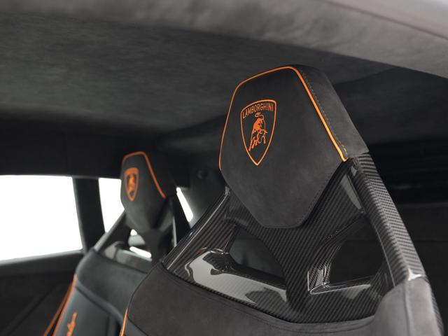 ウラカン 　Ｓｔｅｒｒａｔｏ　Ｌａｍｂｏｒｇｈｉｎｉ認定中古車　メーカー保証付　ロードアシスタンス　Ｓｅｌｅｚｉｏｎｅ　Ｌａｍｂｏｒｇｈｉｎｉ　Ｃｅｒｔｉｆｉｅｄ　Ｐｒｅ－Ｏｗｎｅｄ（18枚目）