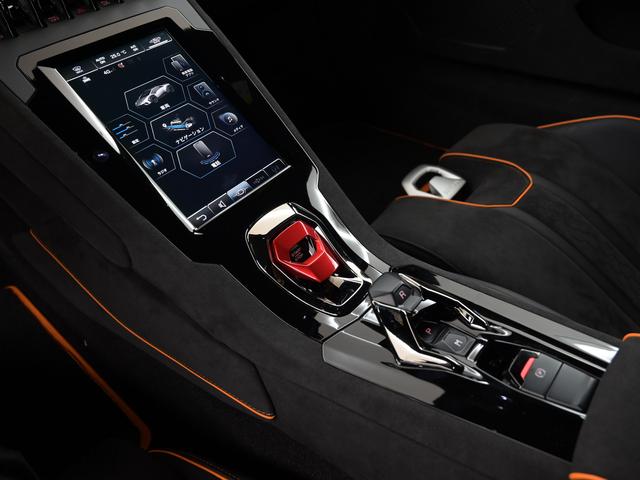 ウラカン 　Ｓｔｅｒｒａｔｏ　Ｌａｍｂｏｒｇｈｉｎｉ認定中古車　メーカー保証付　ロードアシスタンス　Ｓｅｌｅｚｉｏｎｅ　Ｌａｍｂｏｒｇｈｉｎｉ　Ｃｅｒｔｉｆｉｅｄ　Ｐｒｅ－Ｏｗｎｅｄ（28枚目）