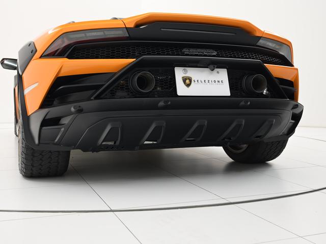 ウラカン 　Ｓｔｅｒｒａｔｏ　Ｌａｍｂｏｒｇｈｉｎｉ認定中古車　メーカー保証付　ロードアシスタンス　Ｓｅｌｅｚｉｏｎｅ　Ｌａｍｂｏｒｇｈｉｎｉ　Ｃｅｒｔｉｆｉｅｄ　Ｐｒｅ－Ｏｗｎｅｄ（43枚目）