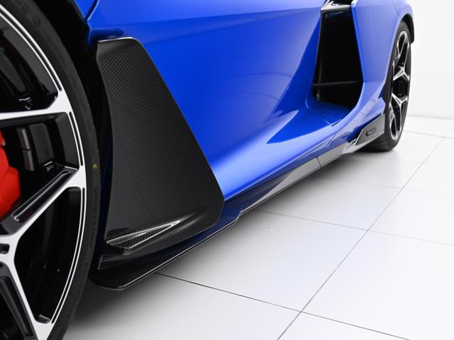 レヴエルト ６．５　４ＷＤ　Ｂｌｕ　Ｅｌｉａｄｉ　Ｌａｍｂｏｒｇｈｉｎｉ認定中古車　メーカー保証付　ロードアシスタンス　Ｓｅｌｅｚｉｏｎｅ　Ｌａｍｂｏｒｇｈｉｎｉ　Ｃｅｒｔｉｆｉｅｄ　Ｐｒｅ－Ｏｗｎｅｄ（38枚目）