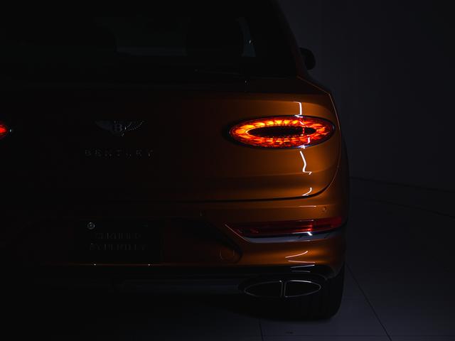 ベンテイガ V8 ベントレー認定中古車 メーカー保証付 ベントレー ケアプログラム ベントレー エマージェンシーアシスタンス CERTIFIED BY BENTLEY(25枚目)