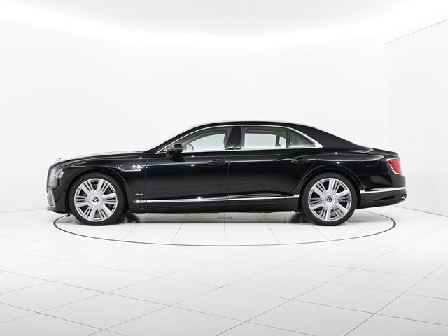 フライングスパー ハイブリッド　アズール　ベントレー認定中古車　メーカー保証付　ベントレー　ケアプログラム　ベントレー　エマージェンシーアシスタンス　ＣＥＲＴＩＦＩＥＤ　ＢＹ　ＢＥＮＴＬＥＹ（4枚目）