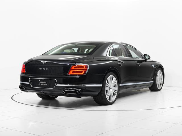 フライングスパー ハイブリッド　アズール　ベントレー認定中古車　メーカー保証付　ベントレー　ケアプログラム　ベントレー　エマージェンシーアシスタンス　ＣＥＲＴＩＦＩＥＤ　ＢＹ　ＢＥＮＴＬＥＹ（5枚目）