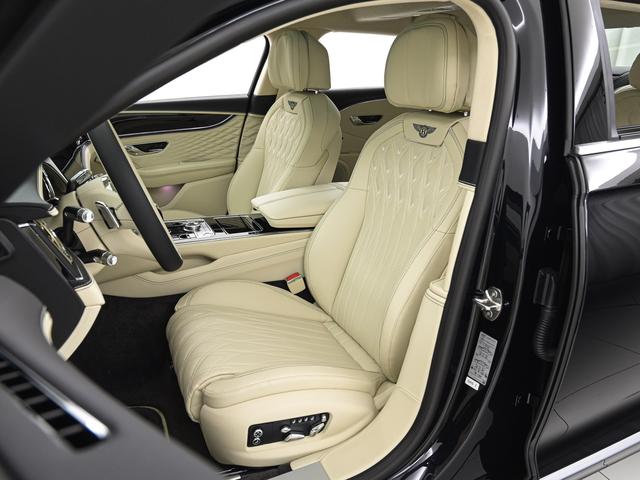 フライングスパー ハイブリッド　アズール　ベントレー認定中古車　メーカー保証付　ベントレー　ケアプログラム　ベントレー　エマージェンシーアシスタンス　ＣＥＲＴＩＦＩＥＤ　ＢＹ　ＢＥＮＴＬＥＹ（9枚目）