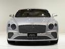 外装色は、オプションカラーの「Extreme Silver」です。