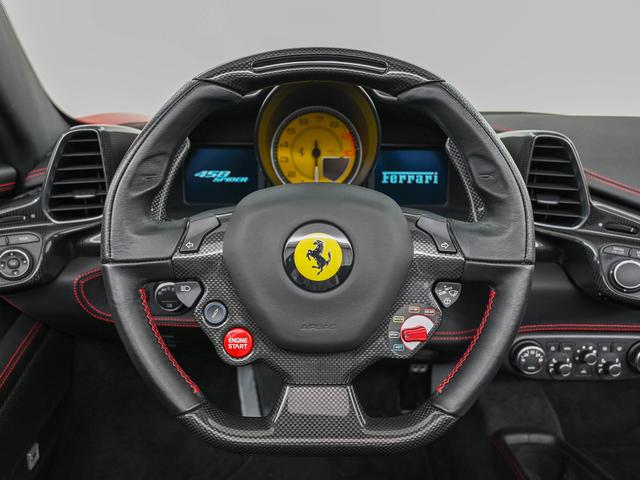 ４５８スパイダー ベースグレード　カーボンレーシングシート　リヤカメラ　ＬＥＤ付ステアリング　２０インチ鍛造ホイール　カーボンレーシングＰＫＧ　サスペンションリフター（12枚目）