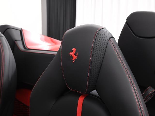 F8スパイダー F1 DCT Apple Car Play ADAS フェラーリ認定中古車 メーカー保証付 フェラーリ・ロードサイドアシスタンス Ferrari Approved(14枚目)