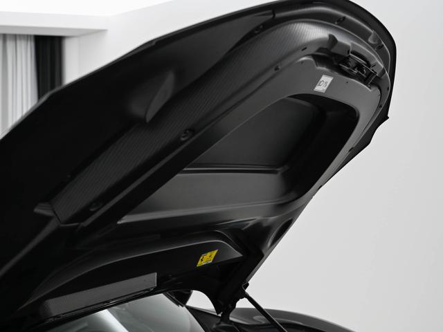 ＳＦ９０ストラダーレ Ｆ１　ＤＣＴ　Ｅ４ＷＤ　Ｃａｎｎａ　Ｄｉ　Ｆｕｃｉｌｅ　フェラーリ認定中古車　メーカー保証付　フェラーリ・ロードサイドアシスタンス　Ｆｅｒｒａｒｉ　Ａｐｐｒｏｖｅｄ（21枚目）