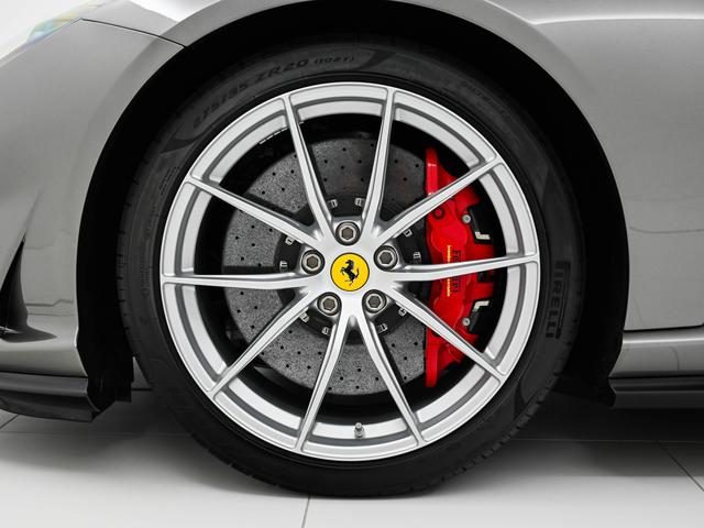 812スーパーファスト F1 DCT デイトナスタイルシート Blu America フェラーリ認定中古車 メーカー保証付 フェラーリ・ロードサイドアシスタンス Ferrari Approved(11枚目)
