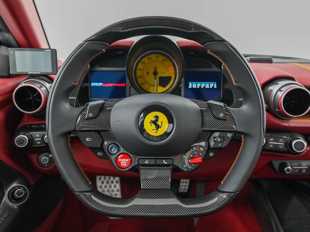 812スーパーファスト F1 DCT デイトナスタイルシート Blu America フェラーリ認定中古車 メーカー保証付 フェラーリ・ロードサイドアシスタンス Ferrari Approved(13枚目)