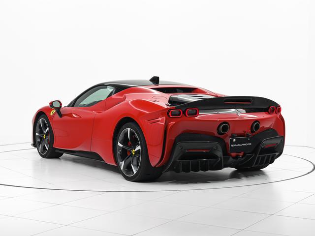 SF90ストラダーレ アセットフィオラノ フェラーリ認定中古車 メーカー保証付 フェラーリ・ロードサイドアシスタンス Ferrari Approved(7枚目)
