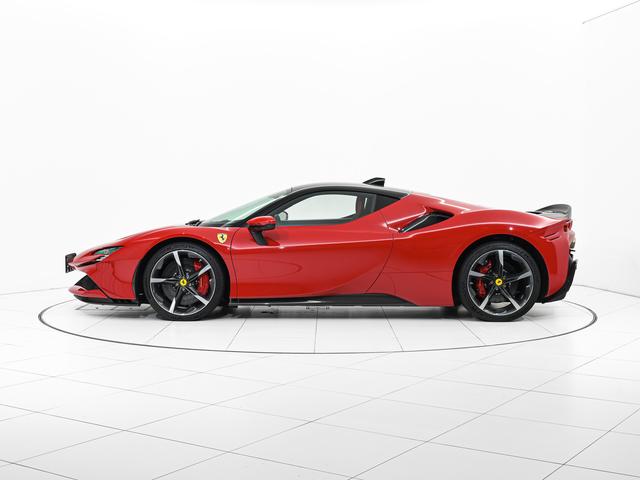 SF90ストラダーレ アセットフィオラノ フェラーリ認定中古車 メーカー保証付 フェラーリ・ロードサイドアシスタンス Ferrari Approved(8枚目)