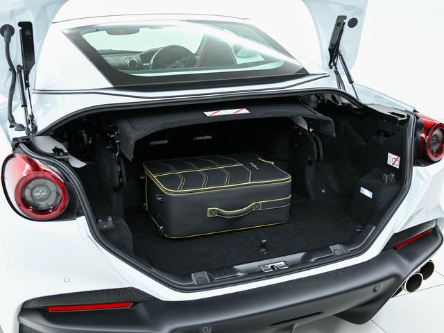 ポルトフィーノM F1 DCT LED付ステアリング フェラーリ認定中古車 メーカー保証付 フェラーリ・ロードサイドアシスタンス Ferrari Approved(11枚目)