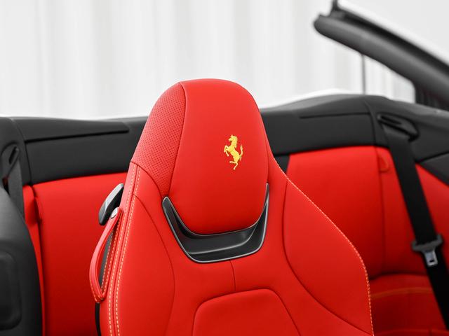 ポルトフィーノM F1 DCT LED付ステアリング フェラーリ認定中古車 メーカー保証付 フェラーリ・ロードサイドアシスタンス Ferrari Approved(15枚目)