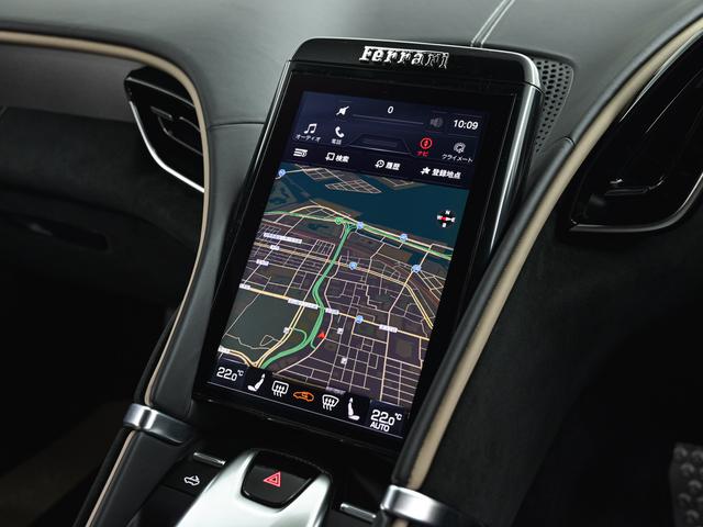 ローマスパイダー F1 DCT Blu Roma サラウンドビューカメラ フェラーリ認定中古車 メーカー保証付 フェラーリ・ロードサイドアシスタンス Ferrari Approved(20枚目)